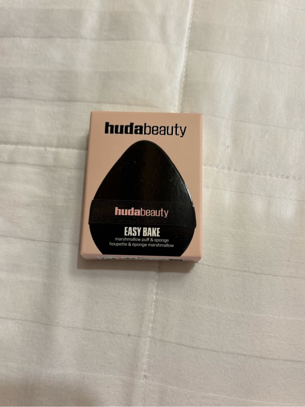 HUDA BEAUTY Easy Bake Marshmallow Puff & Sponge - Soft Pink & Black